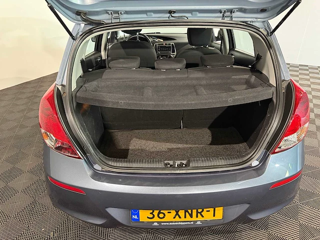 Hyundai i20 1.2i business ed, 36-xnr-1 - afbeelding 8 van  13
