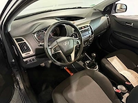 Hyundai i20 1.2i business ed, 36-xnr-1 - afbeelding 11 van  13