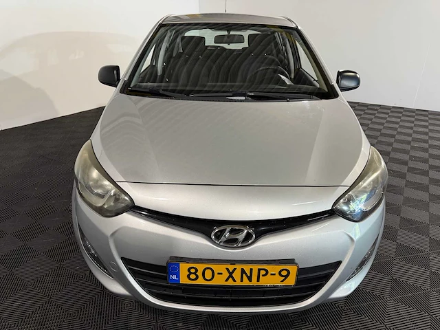 Hyundai i20 1.2i business ed, 80-xnp-9 - afbeelding 4 van  12