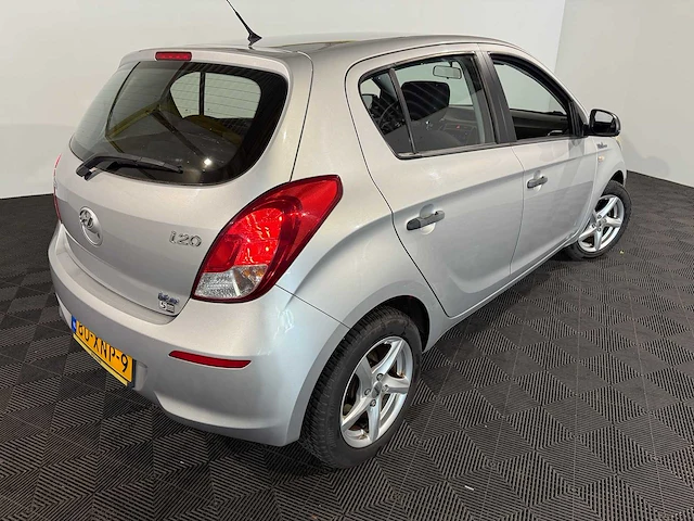 Hyundai i20 1.2i business ed, 80-xnp-9 - afbeelding 8 van  12