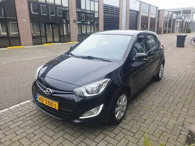 Hyundai i20 1.2i business edition, xd-288-j - afbeelding 1 van  9