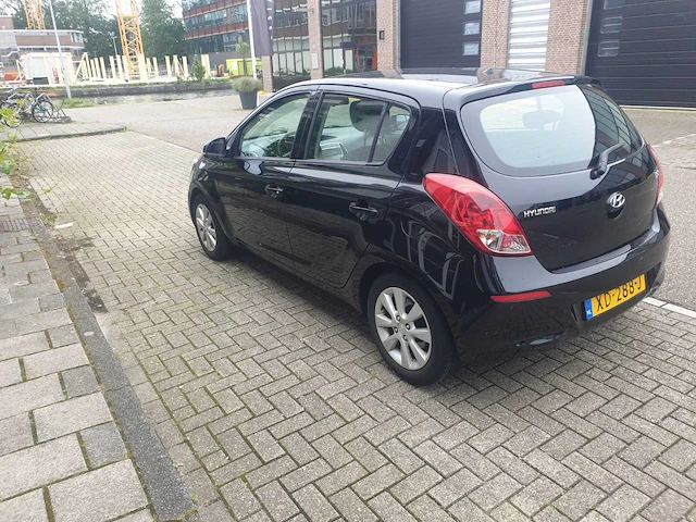 Hyundai i20 1.2i business edition, xd-288-j - afbeelding 4 van  9