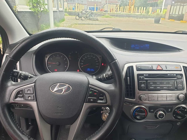 Hyundai i20 1.2i business edition, xd-288-j - afbeelding 7 van  9