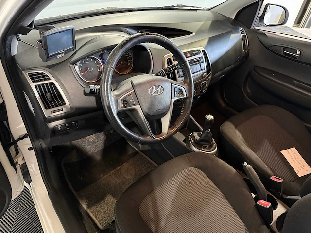 Hyundai i20 1.2i i-motion, 42-xkj-9 - afbeelding 10 van  12