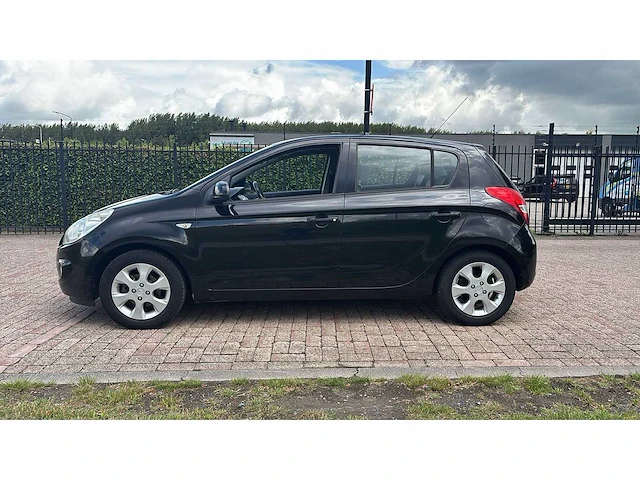 Hyundai i20 1.4i i-catcher 2009 | 96-jjr-4 i - afbeelding 6 van  14