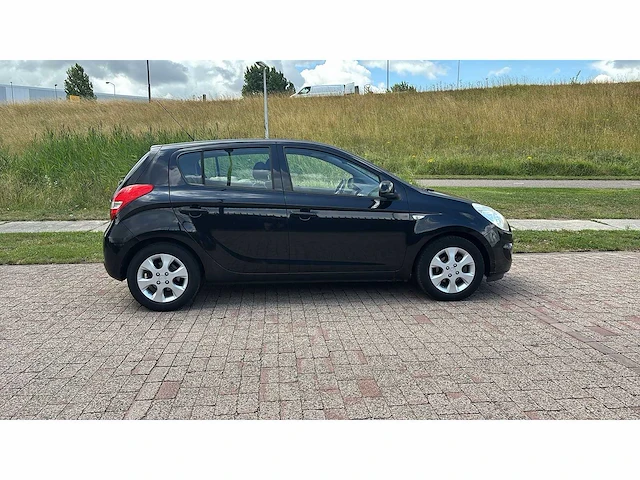 Hyundai i20 1.4i i-catcher 2009 | 96-jjr-4 i - afbeelding 9 van  14