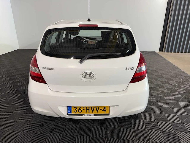 Hyundai i20 1.4i i-catcher, 36-hvv-4 - afbeelding 9 van  15