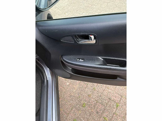 Hyundai i20 1.4i i-motion , 98-phh-1 - afbeelding 2 van  29