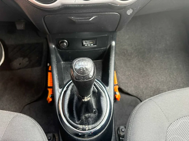 Hyundai i20 1.4i i-motion , 98-phh-1 - afbeelding 7 van  29