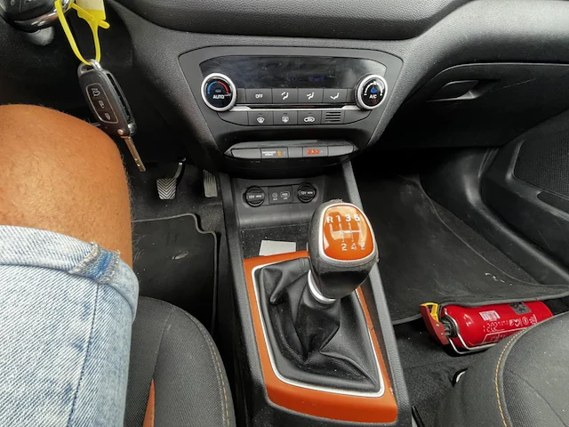 Hyundai i20 1.4i intro edition 100, 2016 - afbeelding 2 van  25