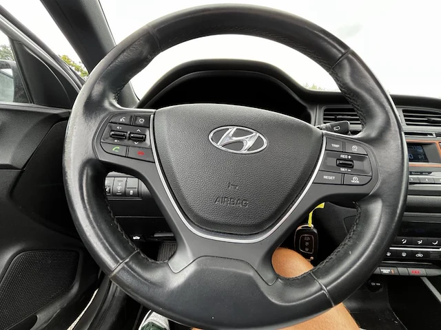 Hyundai i20 1.4i intro edition 100, 2016 - afbeelding 4 van  25