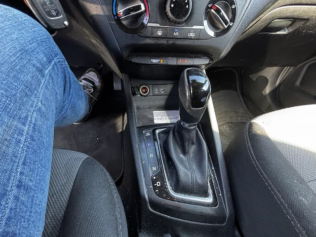 Hyundai i20 1.4i intro edition 100 at, 2017 - afbeelding 37 van  37