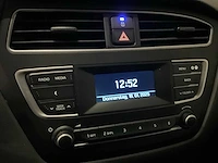 Hyundai i20 active 49769km bouwjaar:2019 - afbeelding 3 van  19