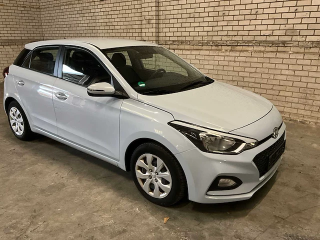 Hyundai i20 active 49769km bouwjaar:2019 - afbeelding 12 van  19