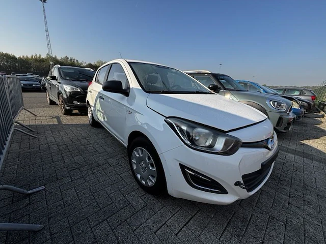 Hyundai i20 comfort+, 2014 - afbeelding 3 van  25