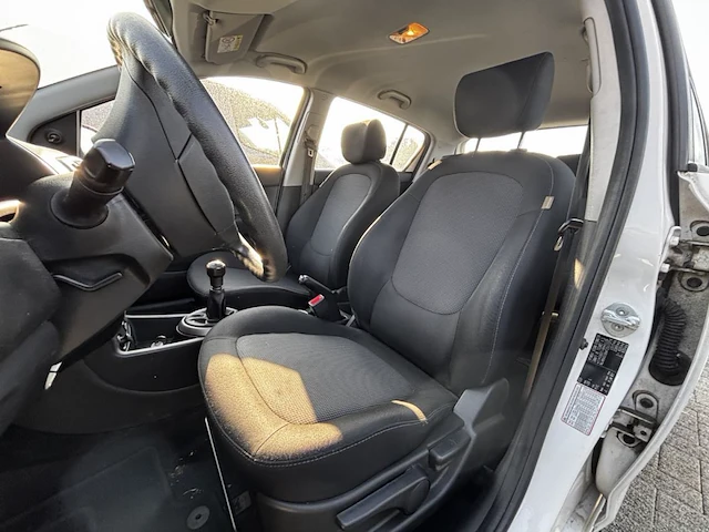Hyundai i20 comfort+, 2014 - afbeelding 8 van  25