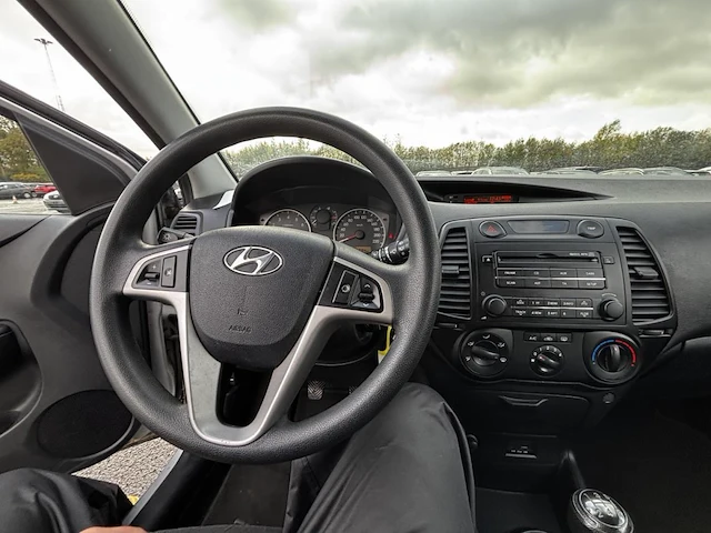 Hyundai i20,2010 - afbeelding 2 van  23