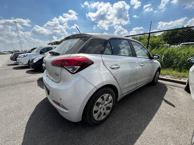 Hyundai i20,2018 - afbeelding 26 van  30