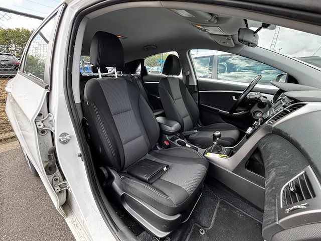 Hyundai i30 1 4i comfort,2014 - afbeelding 15 van  26