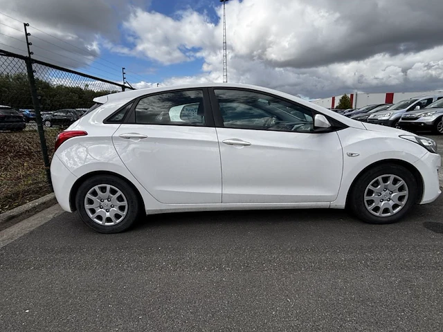 Hyundai i30 1 4i comfort,2014 - afbeelding 21 van  26