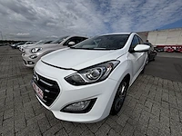 Hyundai i30 1.6 crdi cool isg 110,2016 - afbeelding 1 van  24