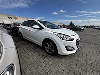 Hyundai i30 1.6 crdi cool isg 110,2016 - afbeelding 18 van  24