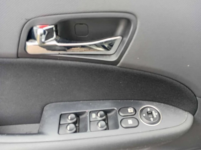 Hyundai i30 1.6 crdi dynamic business, 85-zn-hz - afbeelding 7 van  28