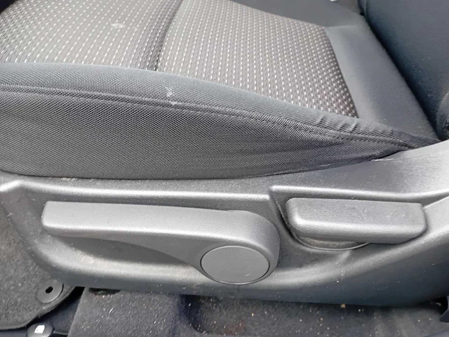 Hyundai i30 1.6 crdi dynamic business, 85-zn-hz - afbeelding 8 van  28