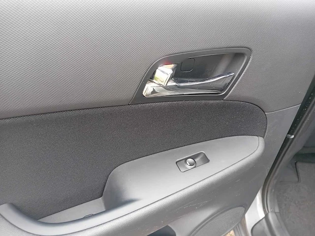 Hyundai i30 1.6 crdi dynamic business, 85-zn-hz - afbeelding 16 van  28