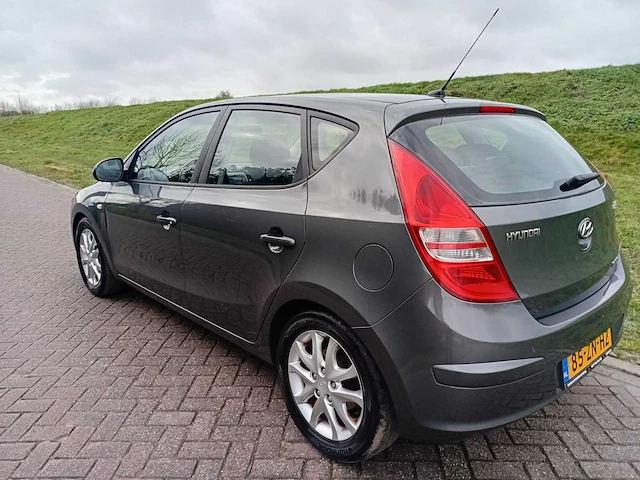 Hyundai i30 1.6 crdi dynamic business, 85-zn-hz - afbeelding 23 van  28