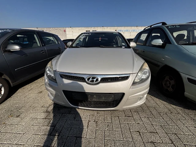 Hyundai i30, 2010 - afbeelding 2 van  38