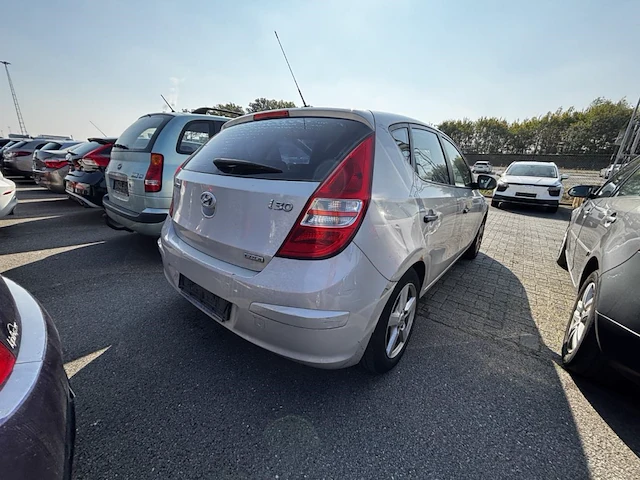 Hyundai i30, 2010 - afbeelding 4 van  38