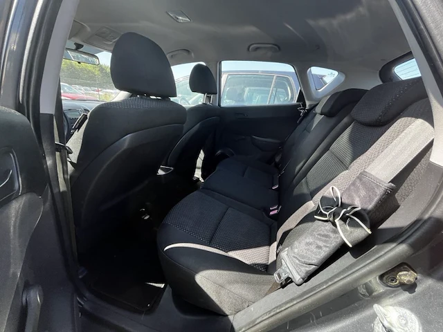 Hyundai i30, 2011 - afbeelding 10 van  37