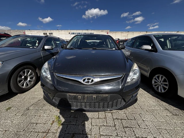 Hyundai i30 classic crdi 90 blue, 2010 - afbeelding 12 van  35