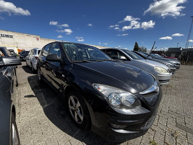 Hyundai i30 classic crdi 90 blue, 2010 - afbeelding 23 van  35