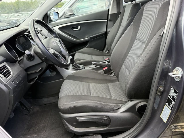 Hyundai i30 classic plus 100, 2017 - afbeelding 25 van  27