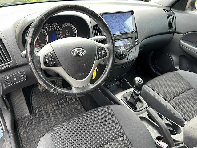 Hyundai i30 cw 1.6i i-motion , ; 44-rgd-3 - afbeelding 2 van  20