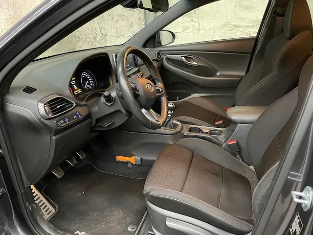 Hyundai i30 fastback 1.4 t-gdi n line 140pk 2019 -orig. nl-, zj-954-g - afbeelding 33 van  52