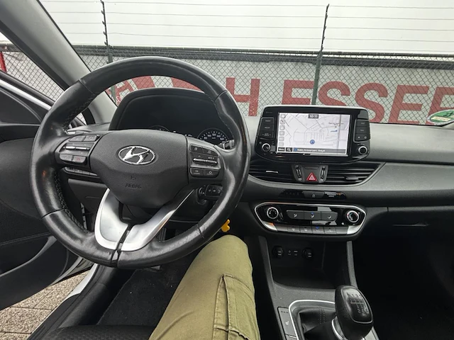 Hyundai i30 fastback life t-gdi,2018 - afbeelding 3 van  25