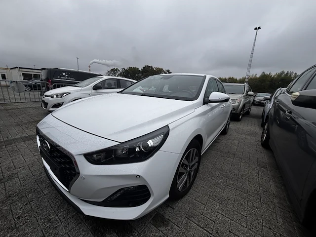 Hyundai i30 fastback life t-gdi,2018 - afbeelding 1 van  25