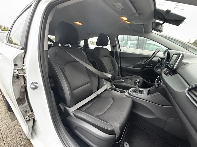 Hyundai i30 fastback life t-gdi,2018 - afbeelding 14 van  25