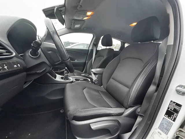 Hyundai i30 fastback life t-gdi,2018 - afbeelding 25 van  25