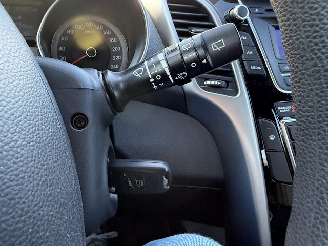 Hyundai i30 pure,2015 - afbeelding 6 van  24