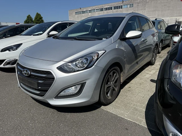 Hyundai i30 sw 1.6 crdi lounge 110, 2016 - afbeelding 1 van  29
