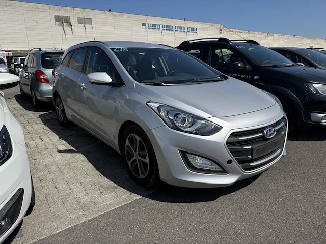 Hyundai i30 sw 1.6 crdi lounge 110, 2016 - afbeelding 23 van  29