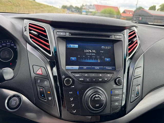 Hyundai i40 1.6 gdi b. bns ed.clima 1-kjn-52 - afbeelding 15 van  27