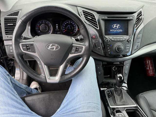 Hyundai i40 sedan 2.0 gdi executive 177 at,2013 - afbeelding 2 van  32