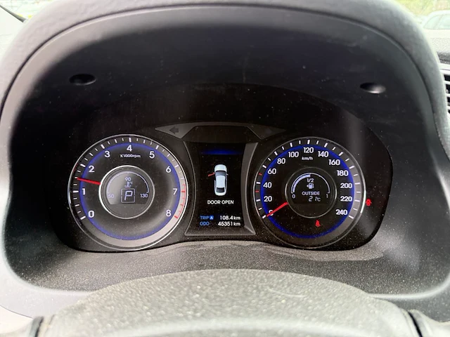 Hyundai i40 sedan 2.0 gdi executive 177 at,2013 - afbeelding 7 van  32