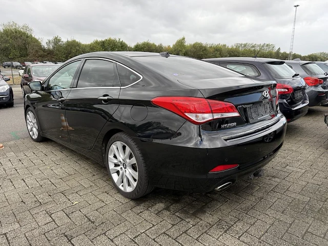 Hyundai i40 sedan 2.0 gdi executive 177 at,2013 - afbeelding 29 van  32