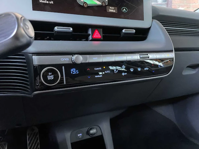 Hyundai ioniq 5 73 kwh lounge 218pk 2021 (origineel-nl + 1e eigenaar), n-994-kk - afbeelding 32 van  62